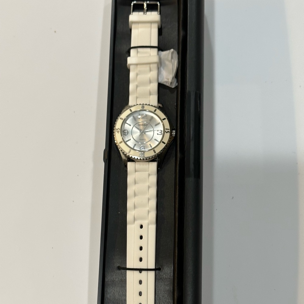 Gossip ladies Watch $15.00 OBONew Battery